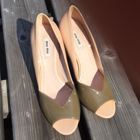 Miu Miu Patent Leather Peep Toe Heeled Shoes Size 38.5 - Picture 13 of 13